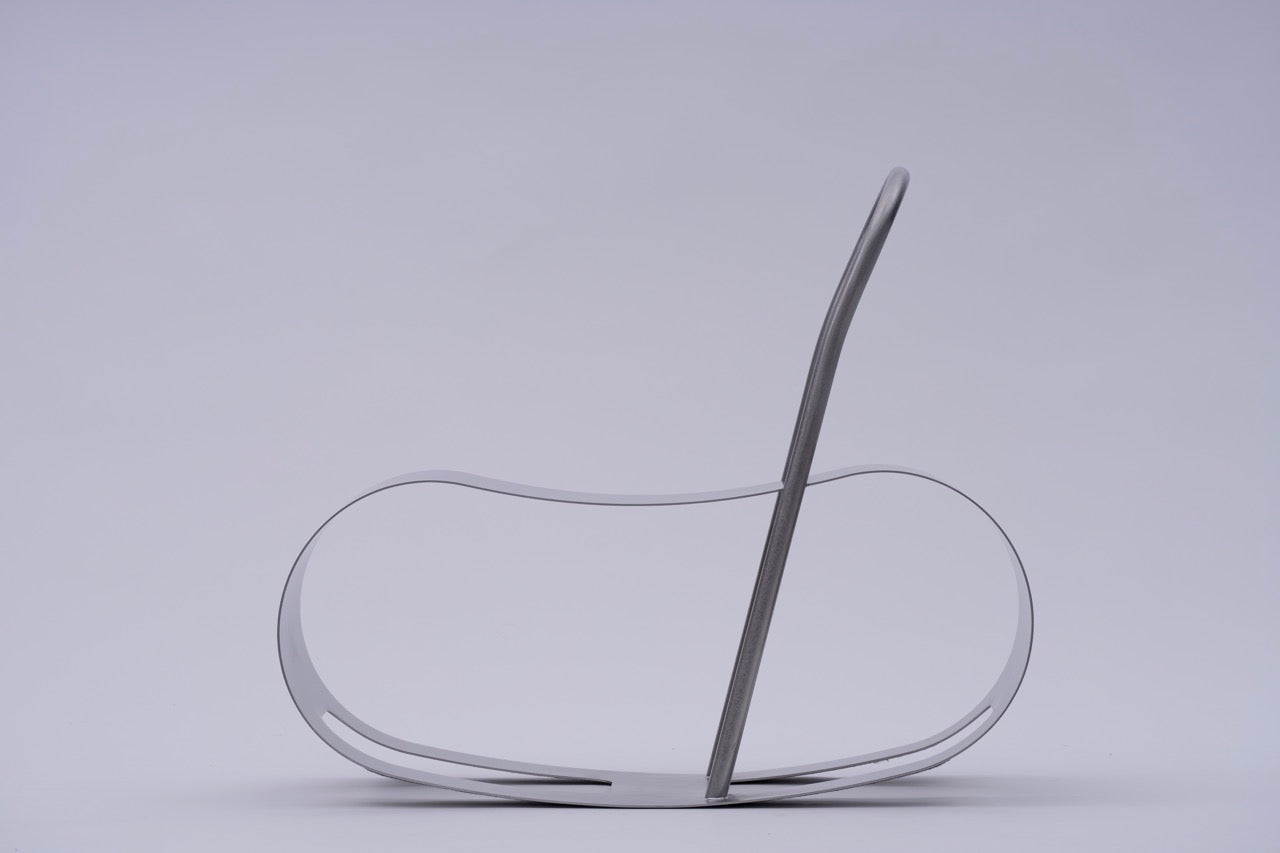 yurari chair silver